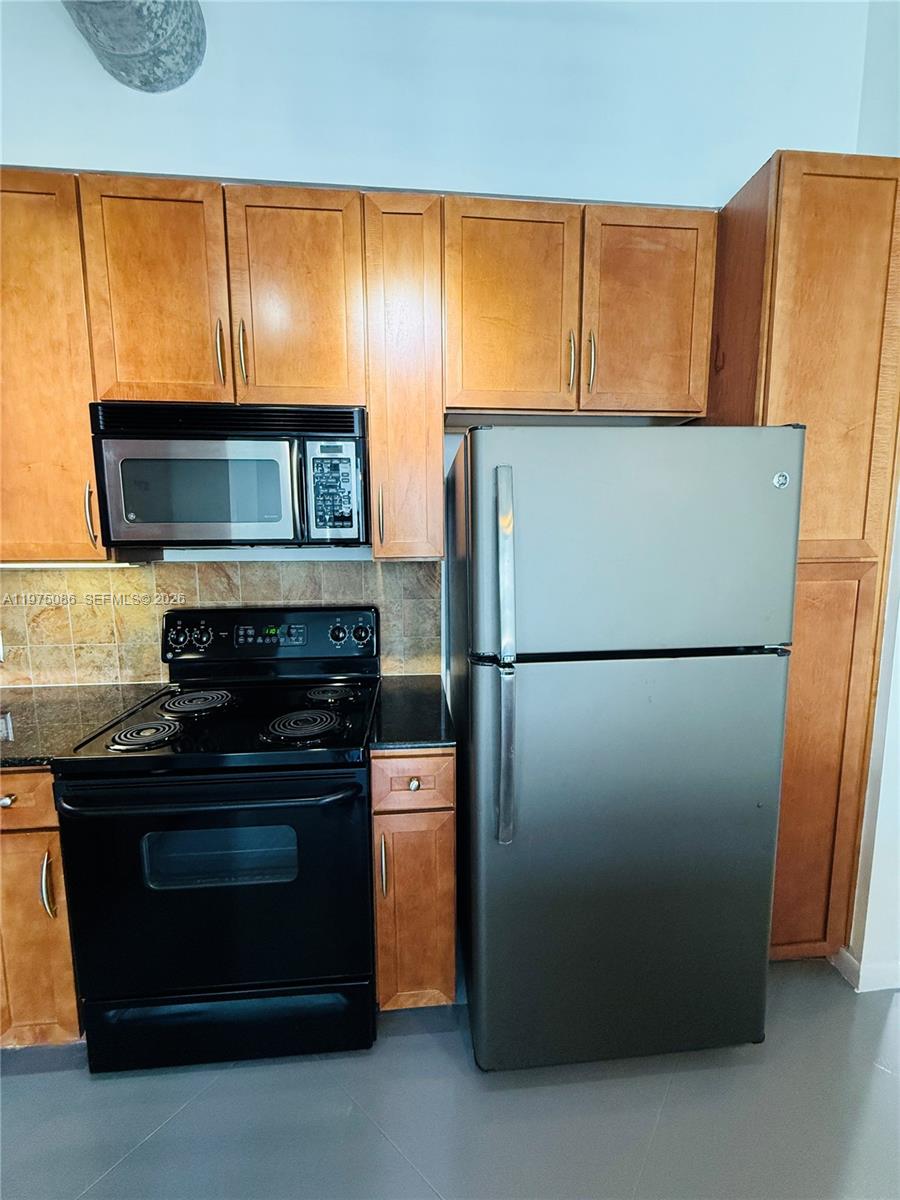 image Cite on the Bay East13