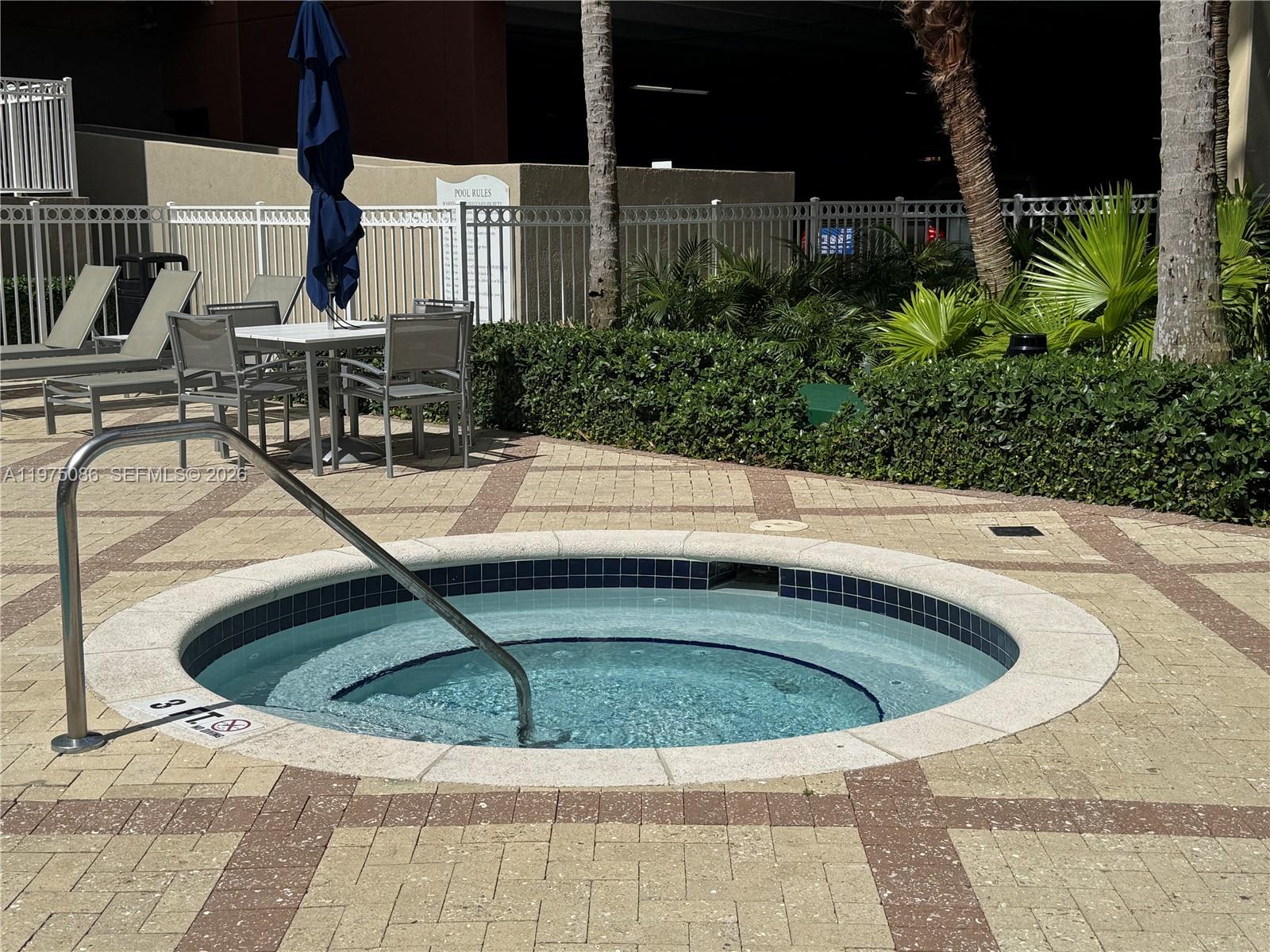 image Cite on the Bay East34