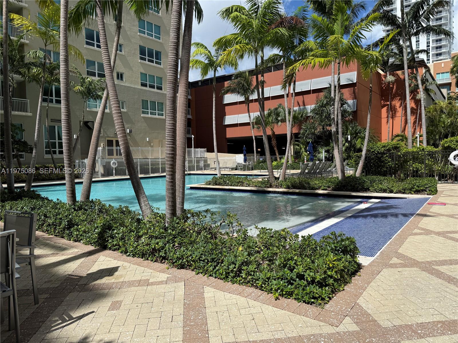 image Cite on the Bay East38