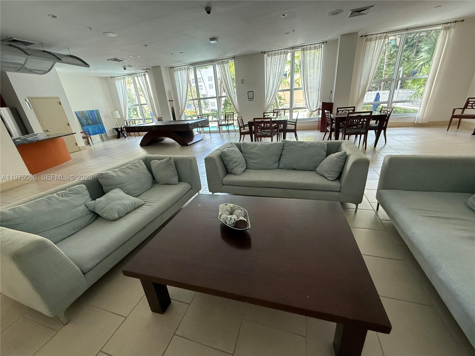 image Cite on the Bay East59