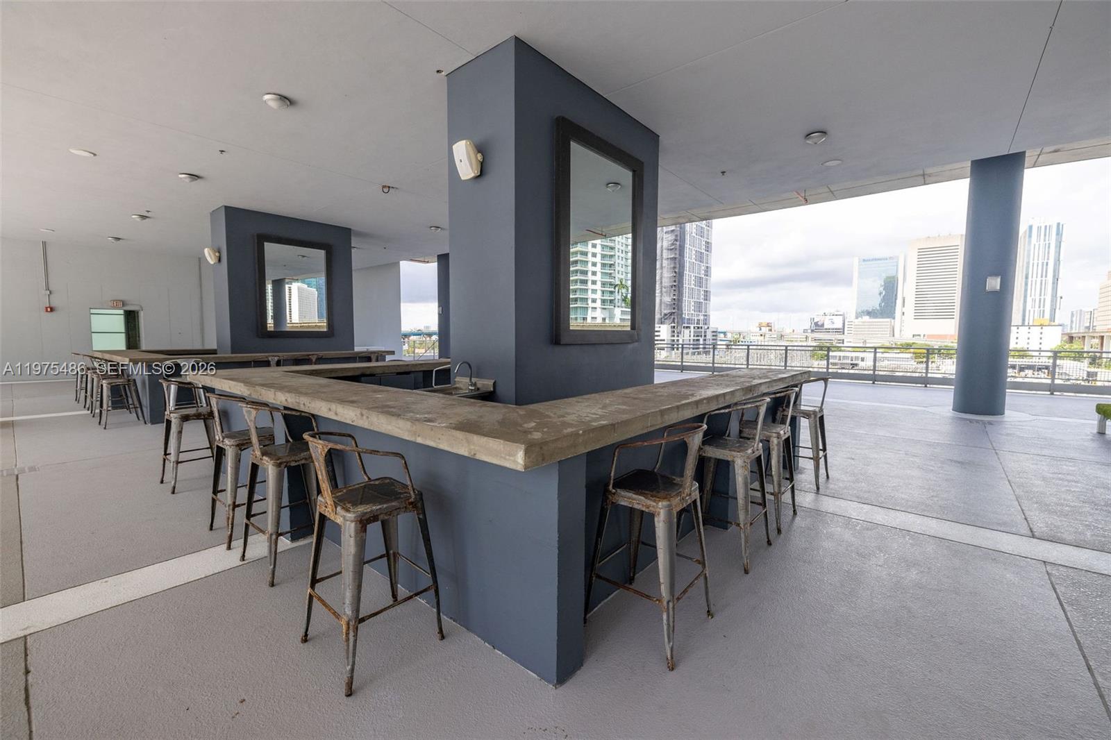 690 SW 1st Ct #2730 Miami, FL 33130