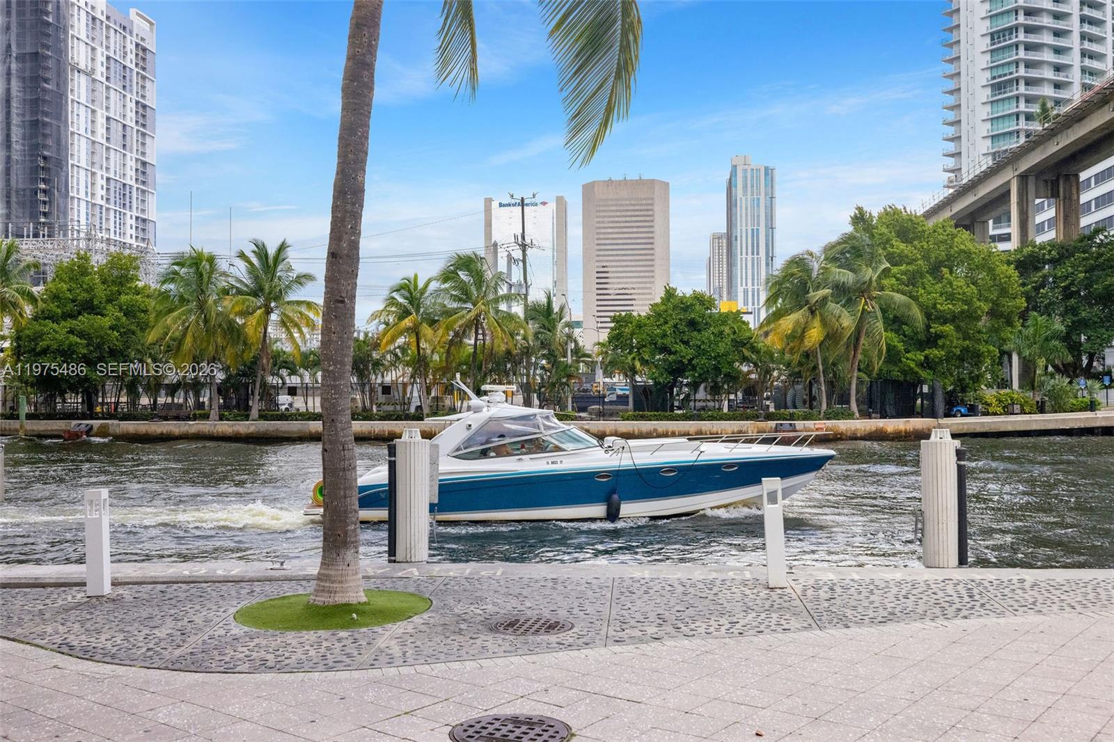 690 SW 1st Ct #2730 Miami, FL 33130