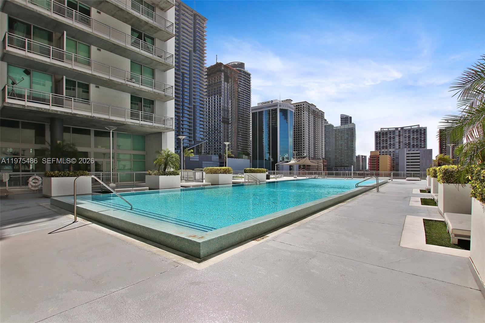 690 SW 1st Ct #2730 Miami, FL 33130