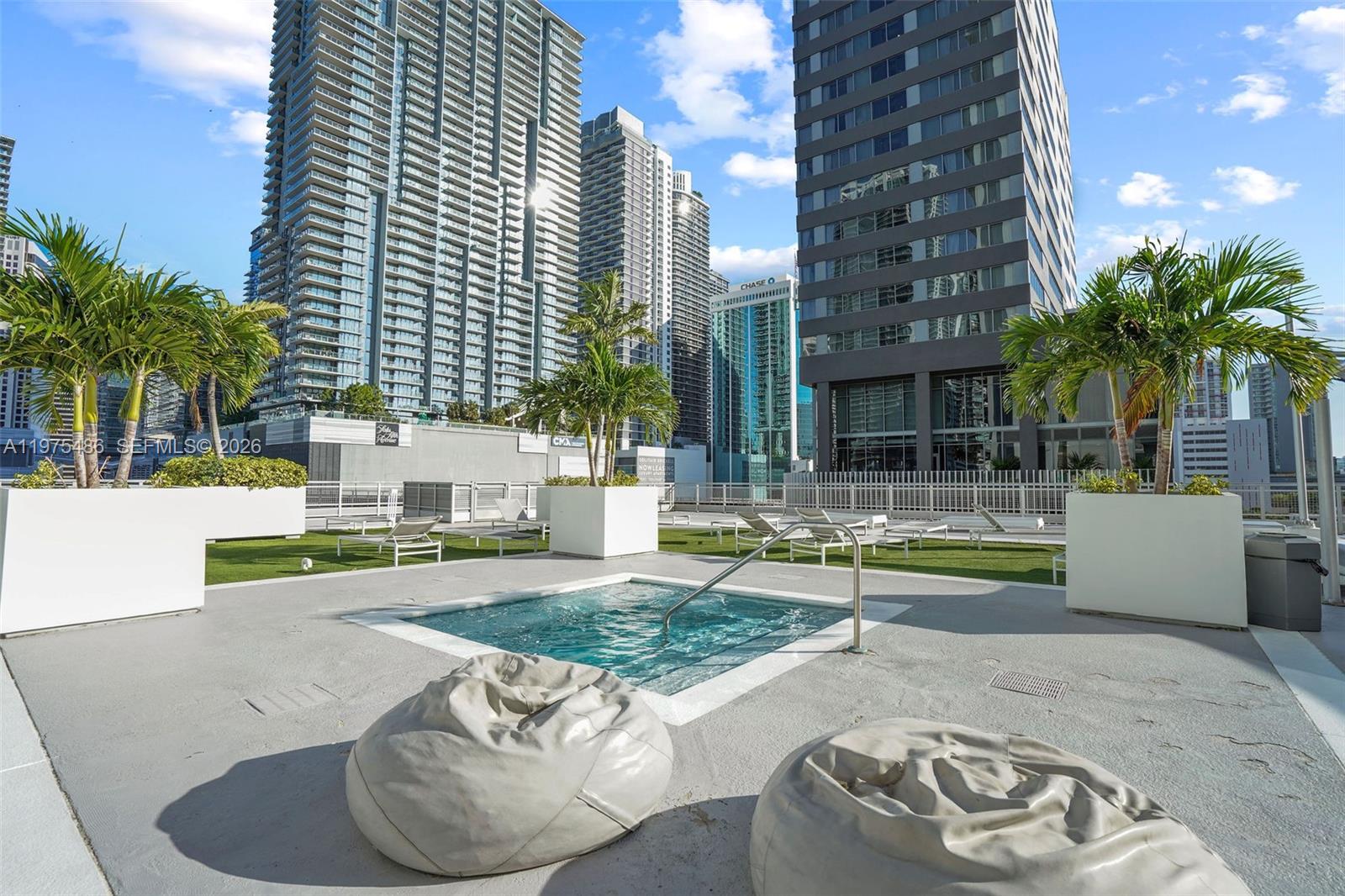 690 SW 1st Ct #2730 Miami, FL 33130