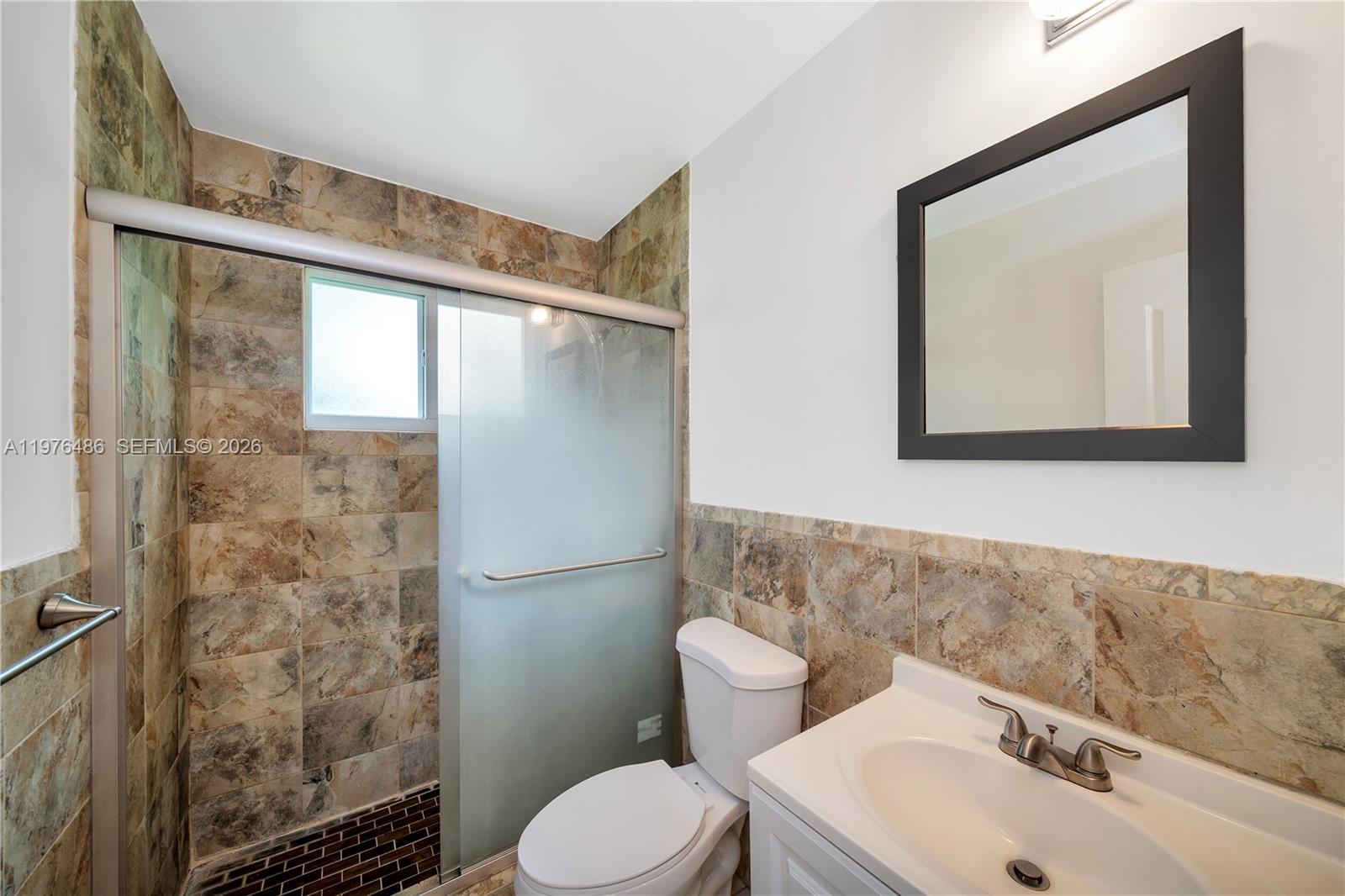 592 NE 150th St #1 Miami, FL 33161