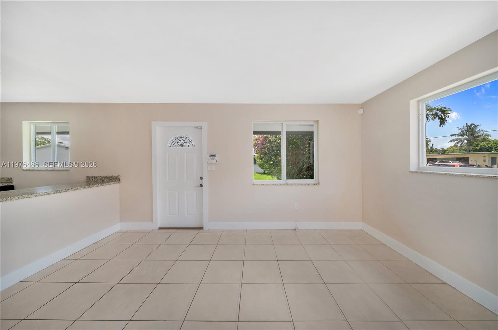 592 NE 150th St #1 Miami, FL 33161