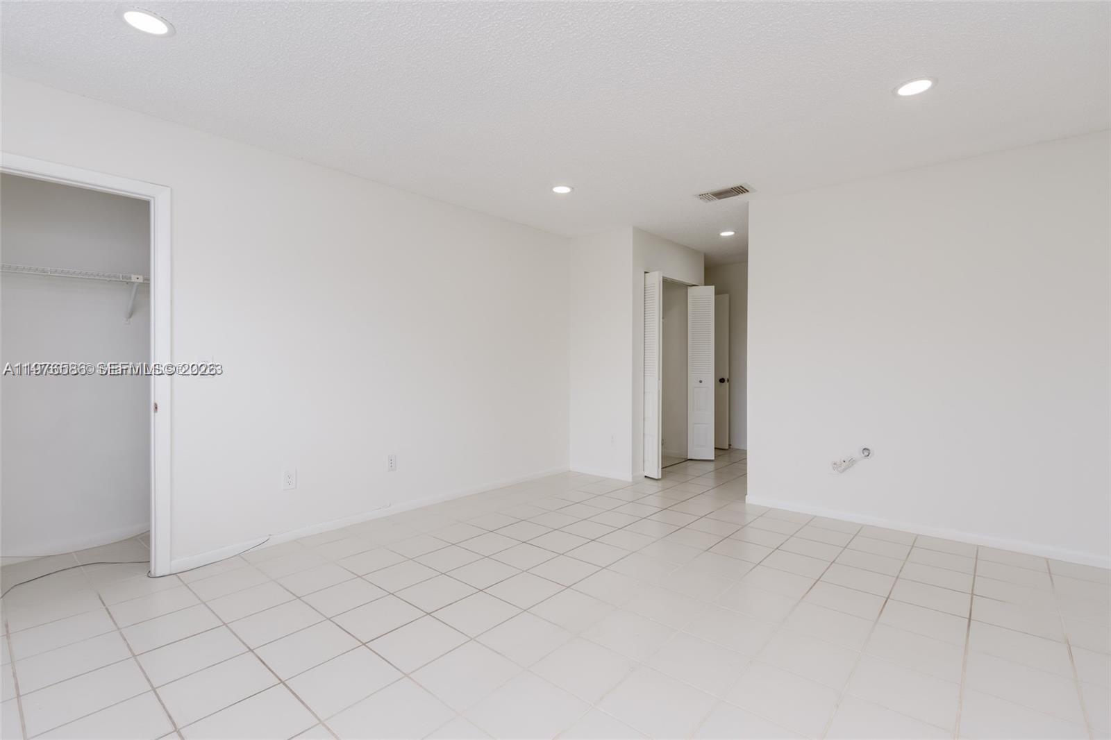 21529 Cypress Hammock Dr #35J Boca Raton, FL 33428