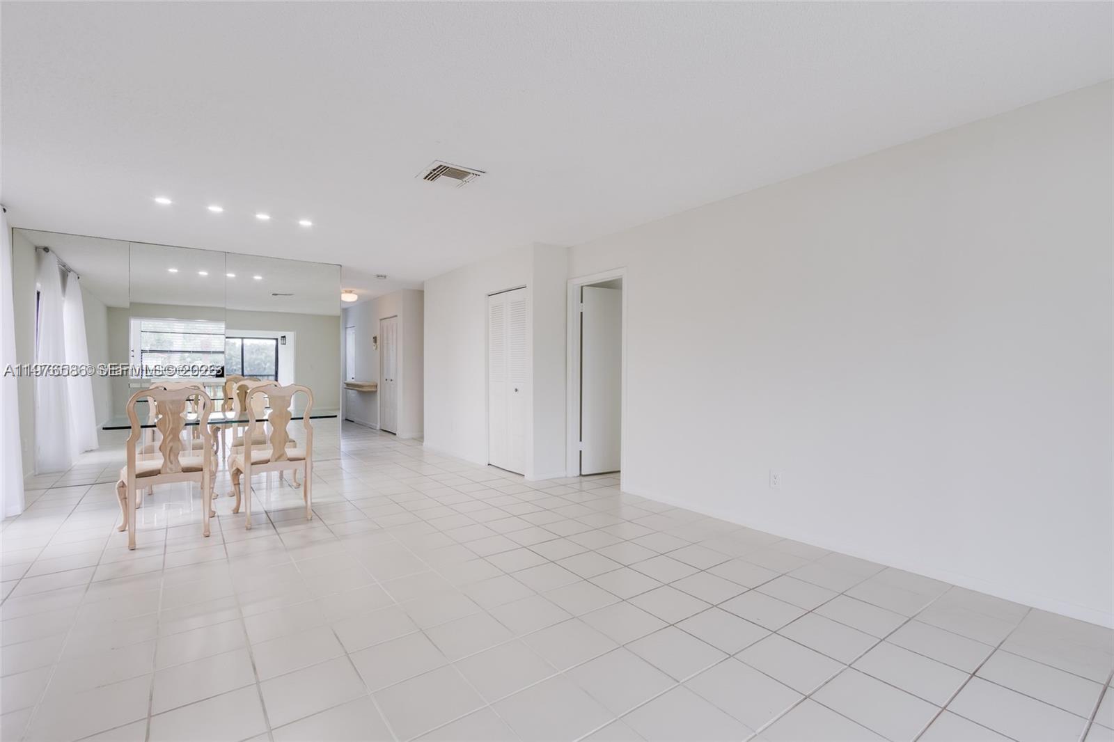 21529 Cypress Hammock Dr #35J Boca Raton, FL 33428