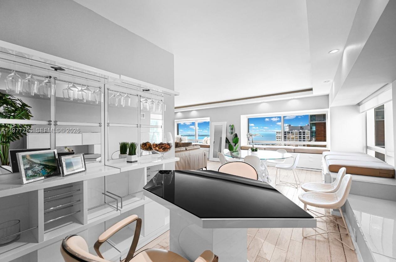 1435 Brickell Ave #3401 Miami, FL 33131