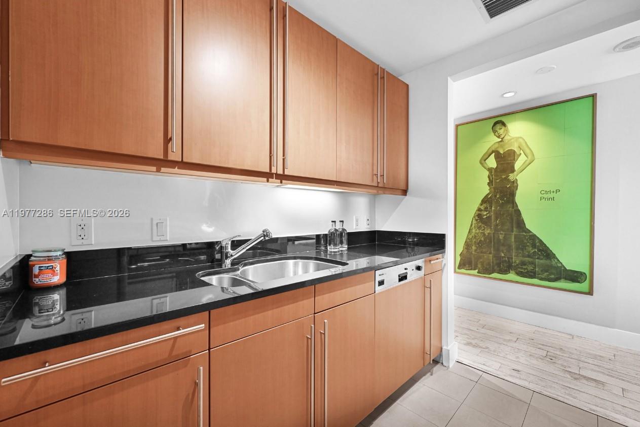 1435 Brickell Ave #3401 Miami, FL 33131