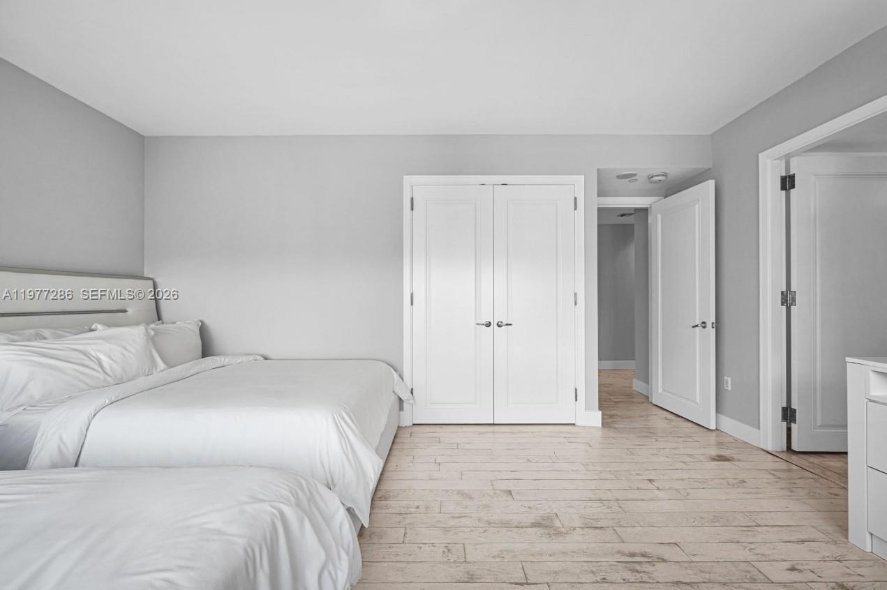 1435 Brickell Ave #3401 Miami, FL 33131