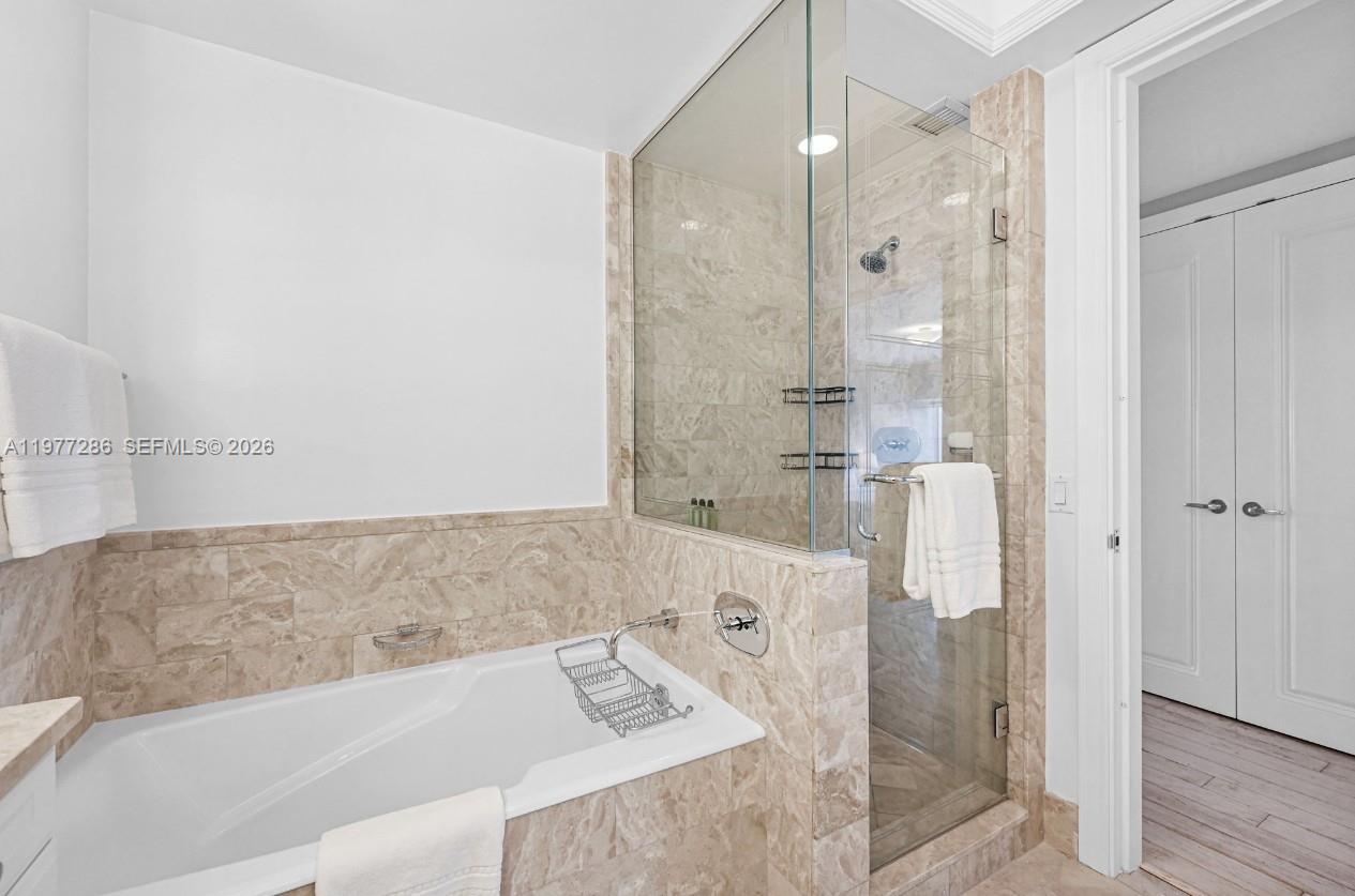 1435 Brickell Ave #3401 Miami, FL 33131