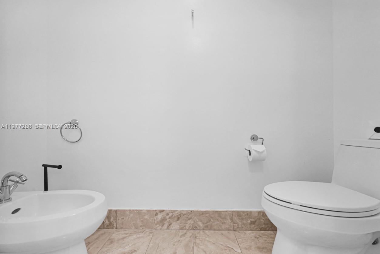 1435 Brickell Ave #3401 Miami, FL 33131