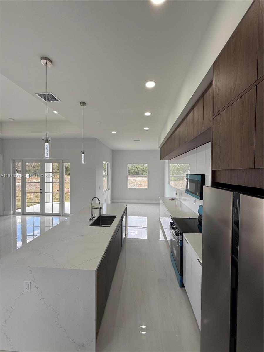 3071 39th Lehigh Acres, FL 33976