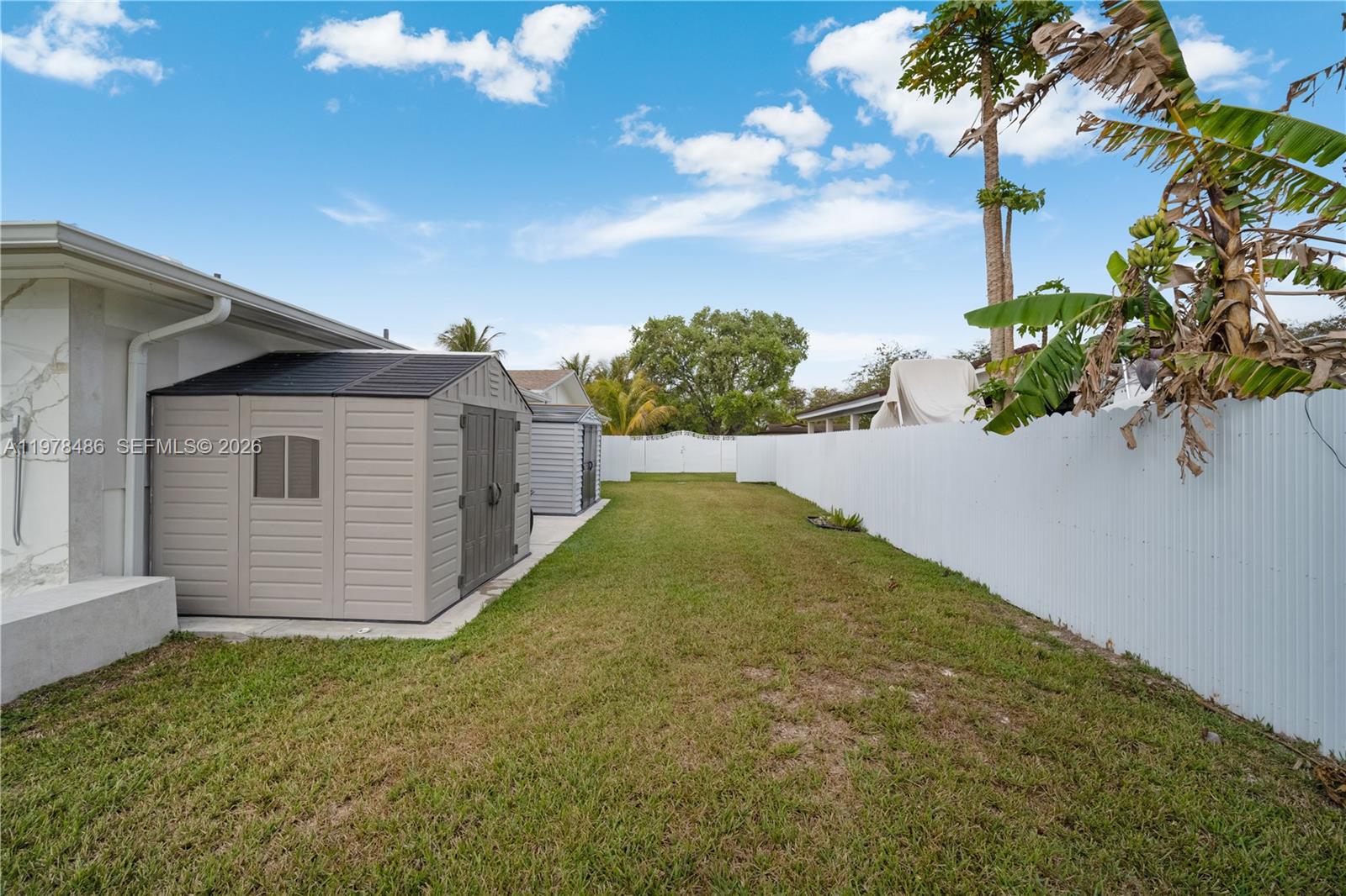 11012 SW 117th St Miami, FL 33176