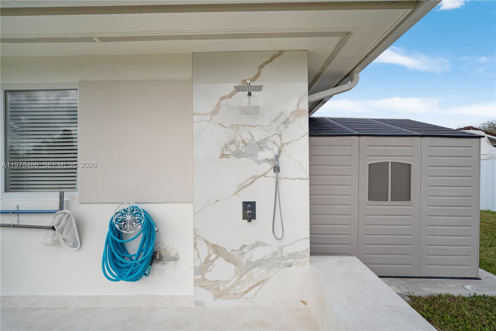 11012 SW 117th St Miami, FL 33176