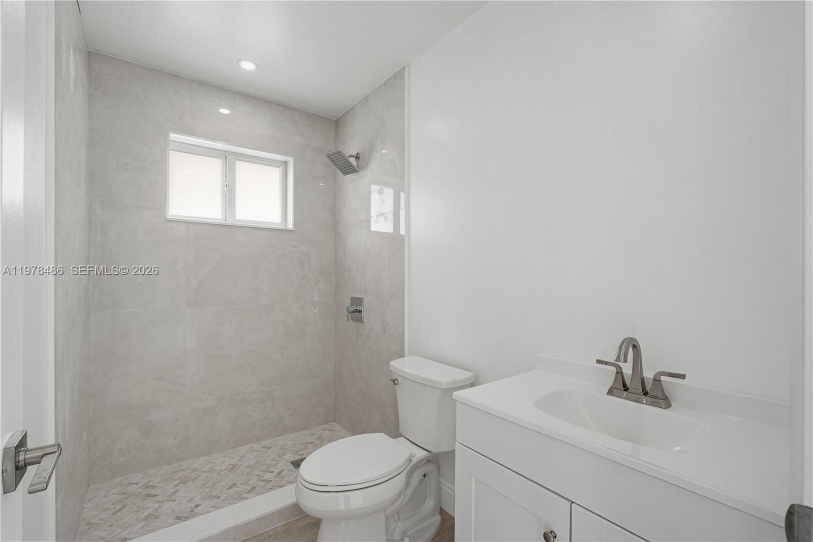 11012 SW 117th St Miami, FL 33176