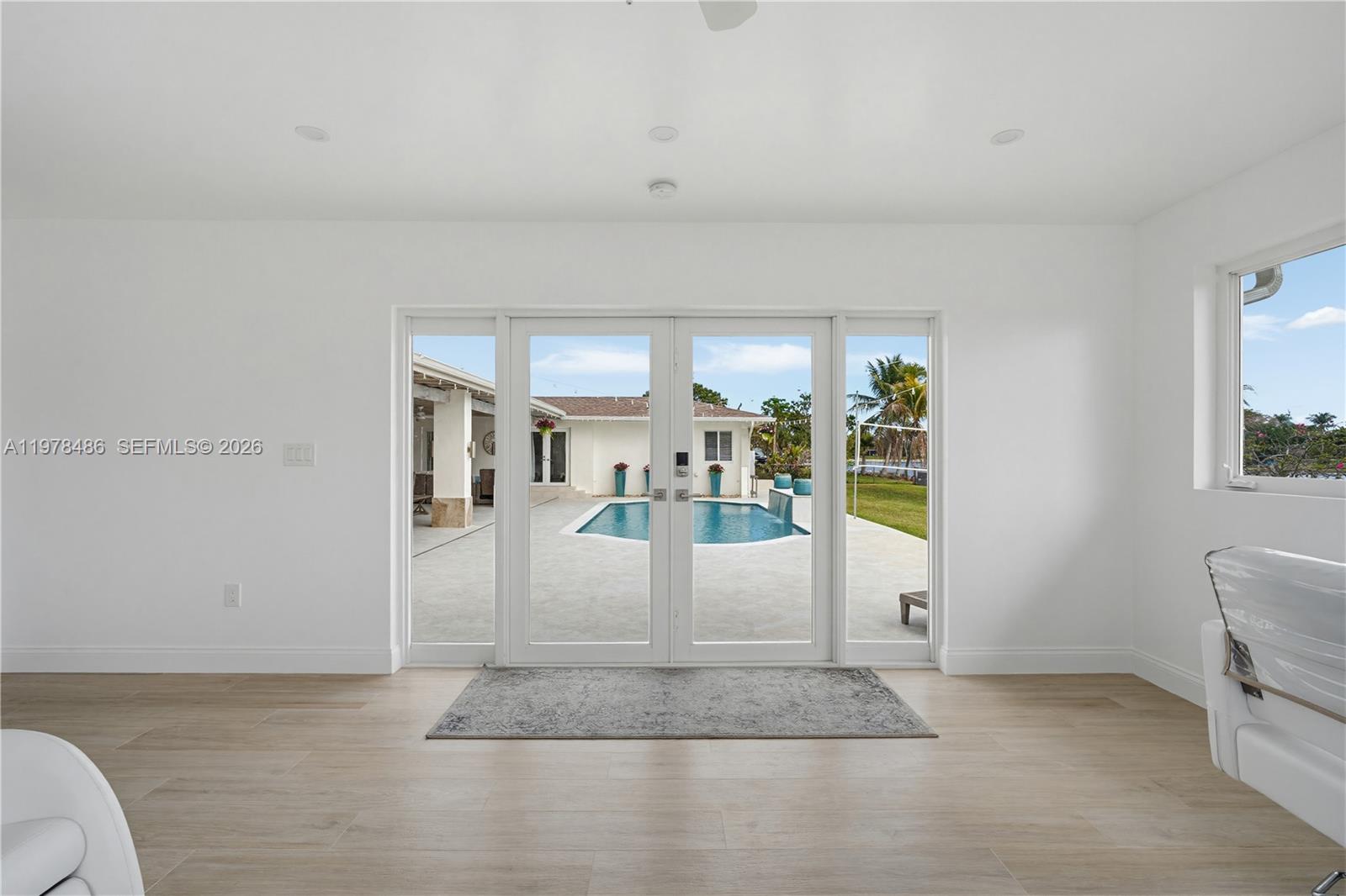 11012 SW 117th St Miami, FL 33176