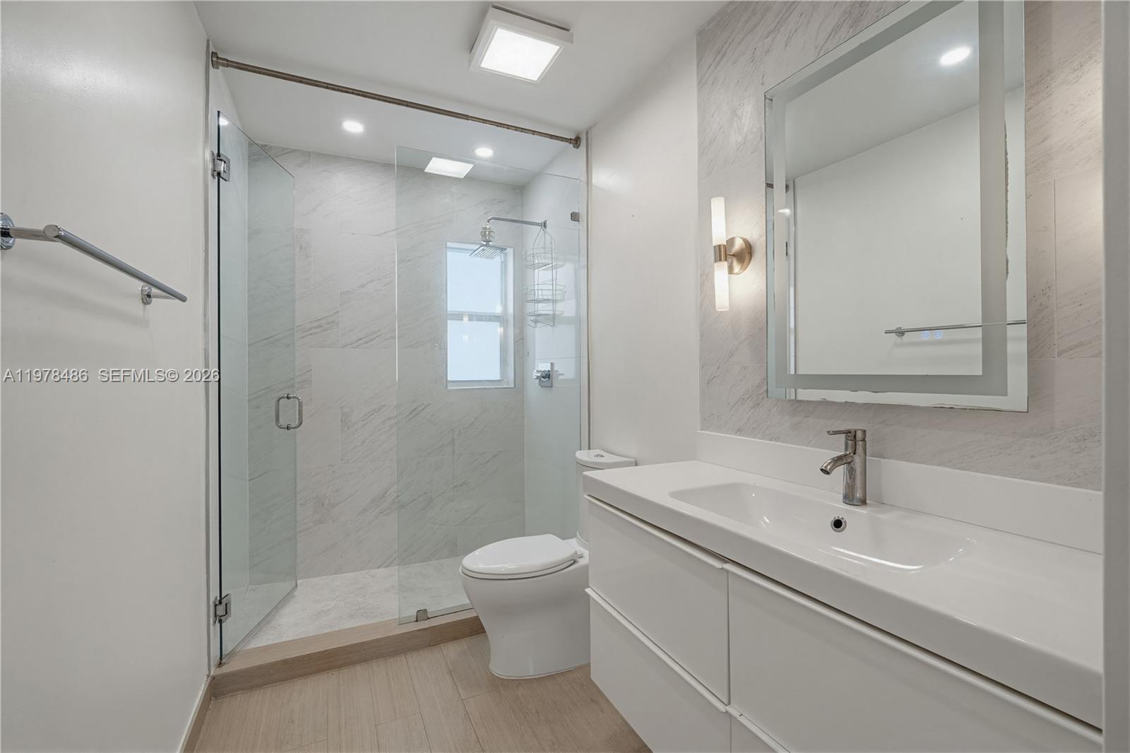 11012 SW 117th St Miami, FL 33176