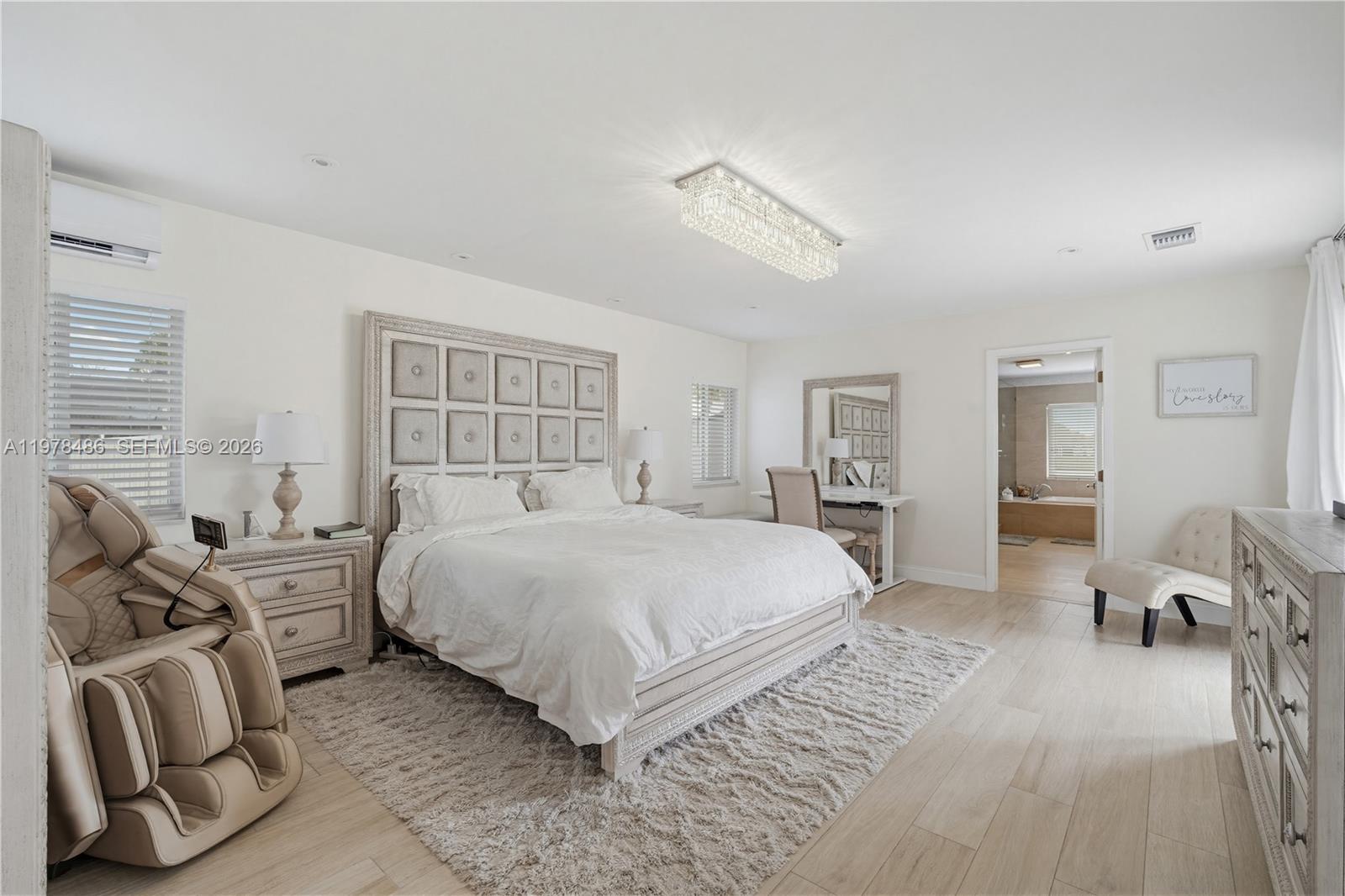 11012 SW 117th St Miami, FL 33176