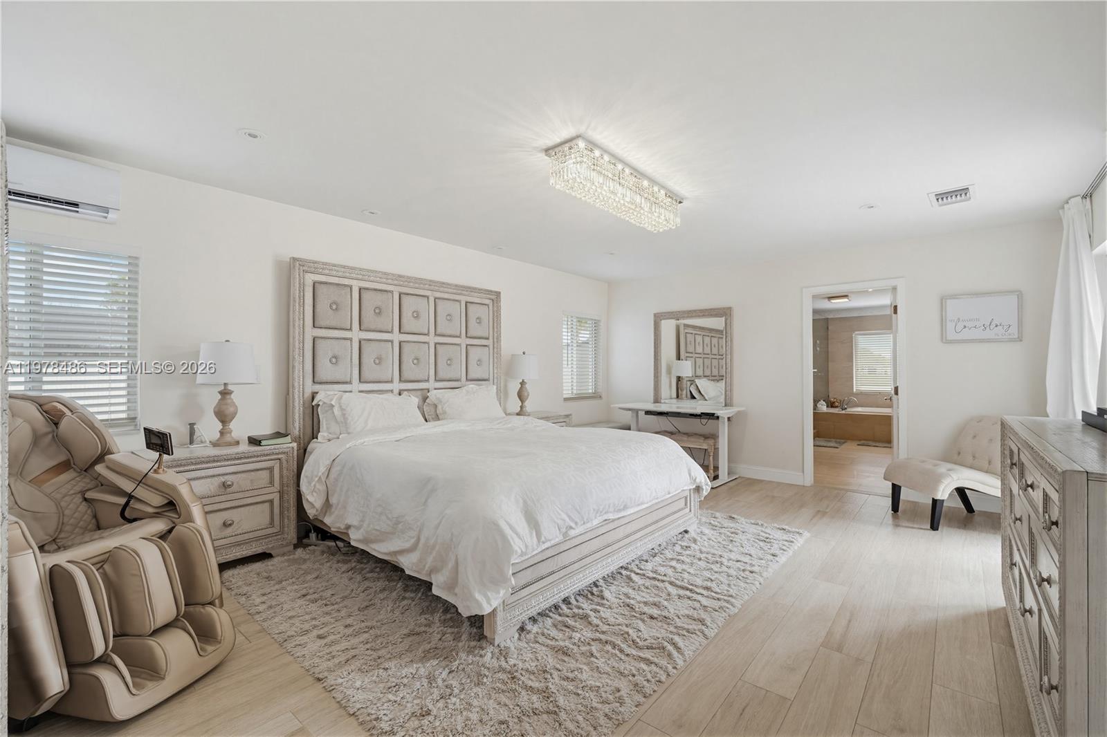 11012 SW 117th St Miami, FL 33176