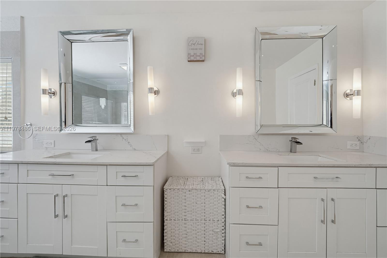 11012 SW 117th St Miami, FL 33176