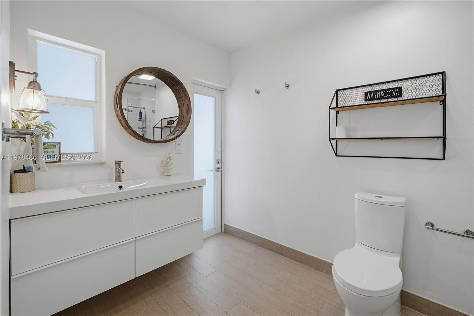 11012 SW 117th St Miami, FL 33176