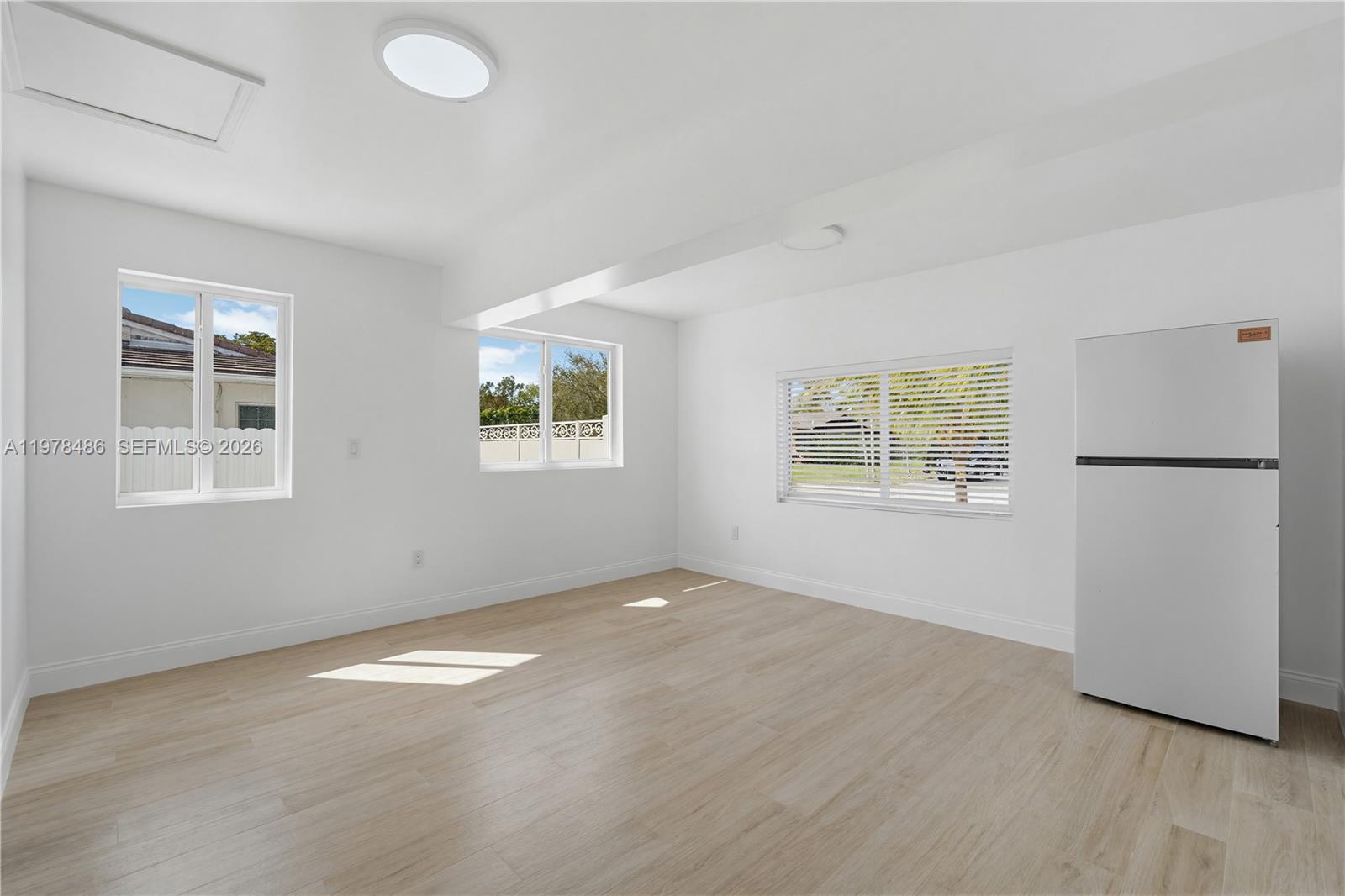 11012 SW 117th St Miami, FL 33176