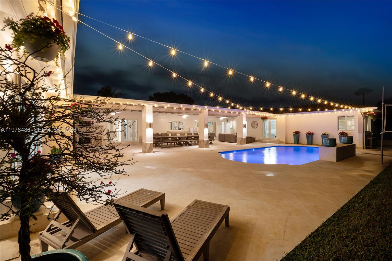 11012 SW 117th St Miami, FL 33176