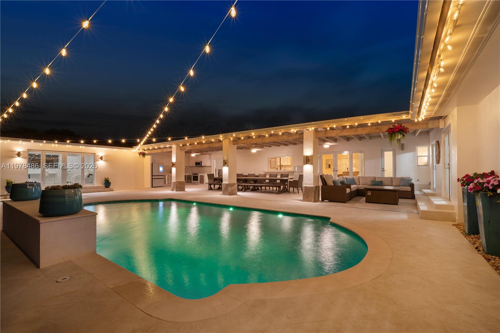 11012 SW 117th St Miami, FL 33176