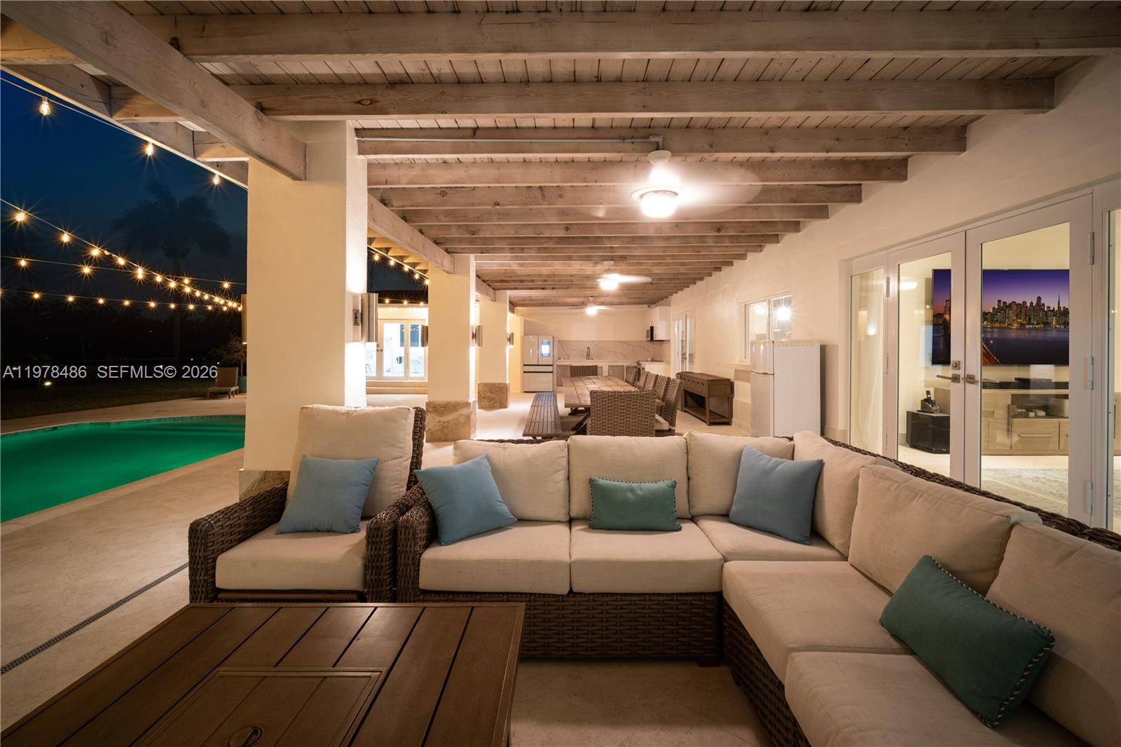 11012 SW 117th St Miami, FL 33176