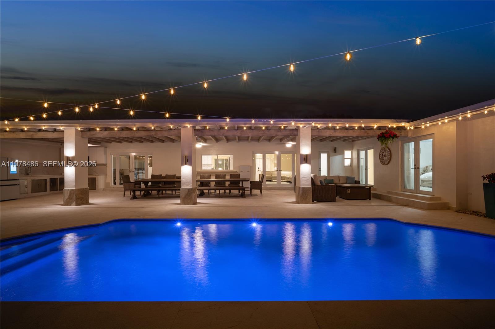 11012 SW 117th St Miami, FL 33176