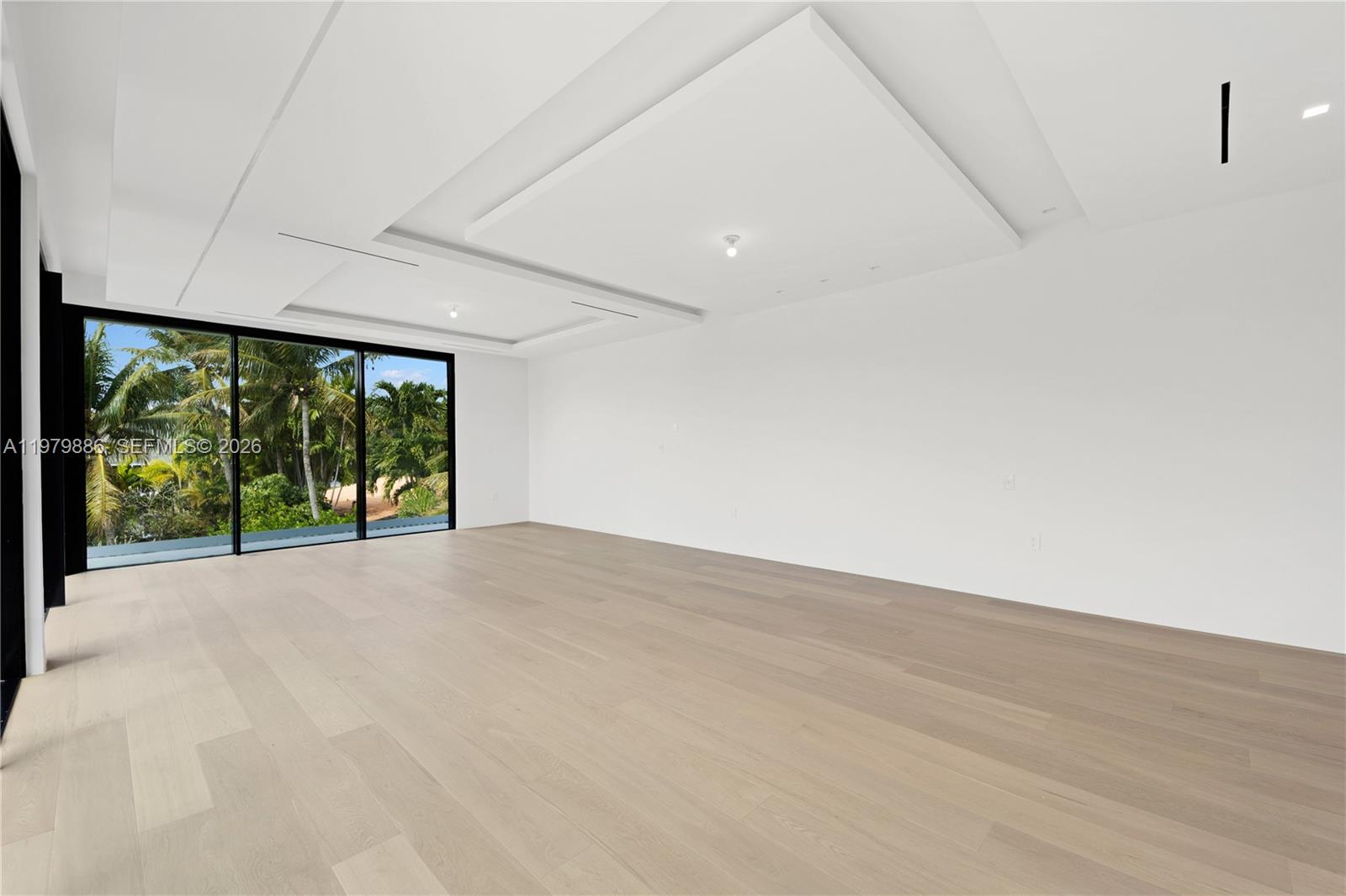 2094 Prairie Ave Miami Beach, FL 33139