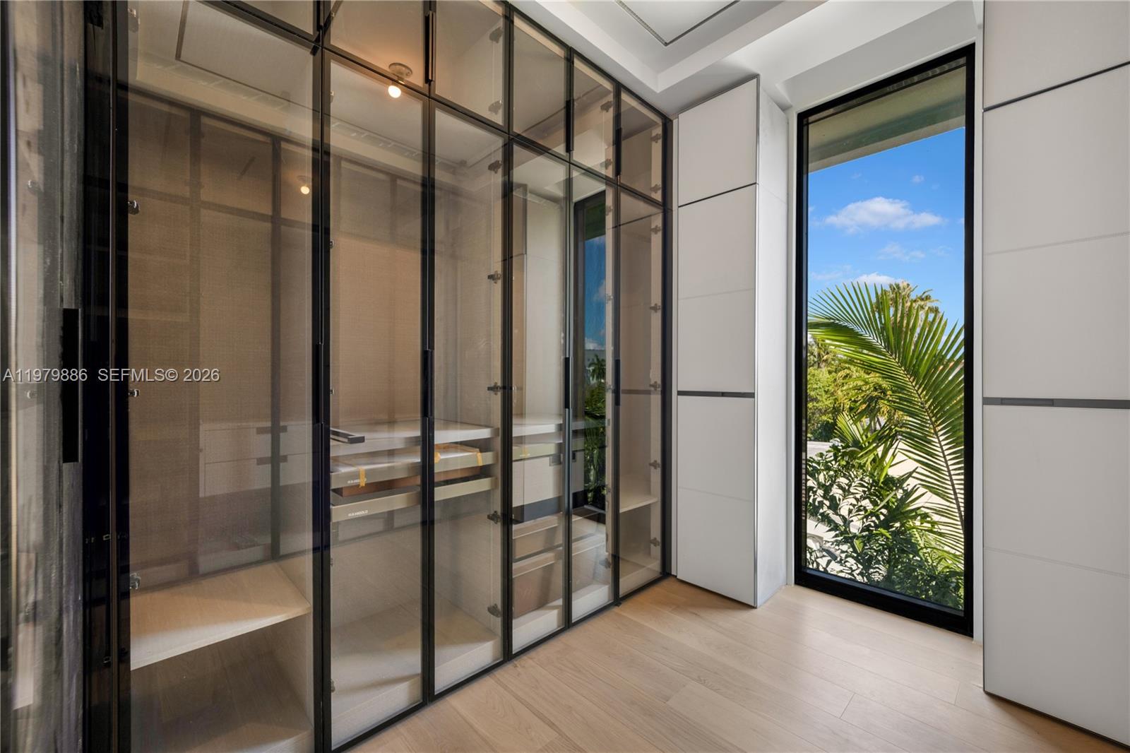 2094 Prairie Ave Miami Beach, FL 33139