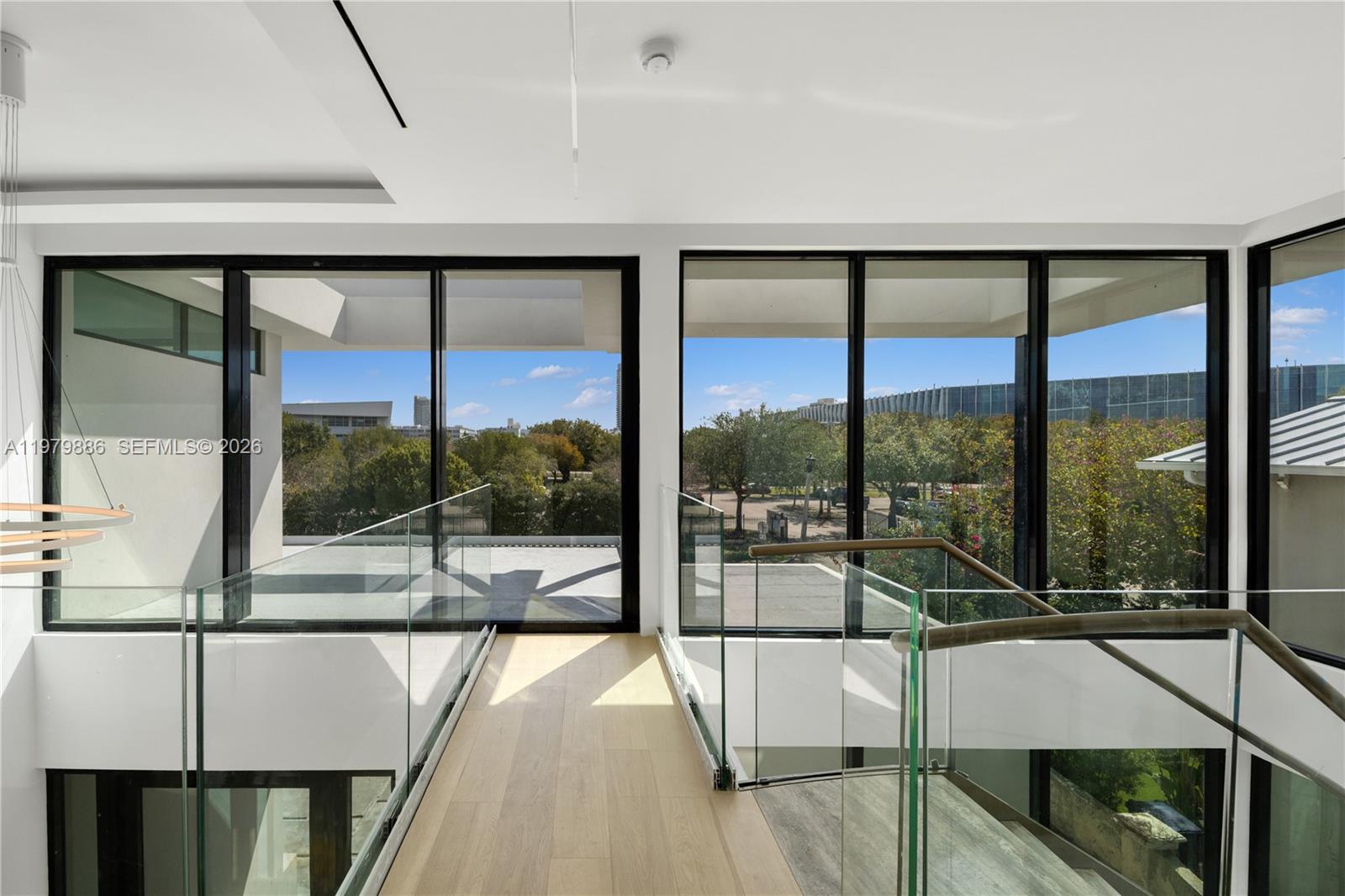 2094 Prairie Ave Miami Beach, FL 33139