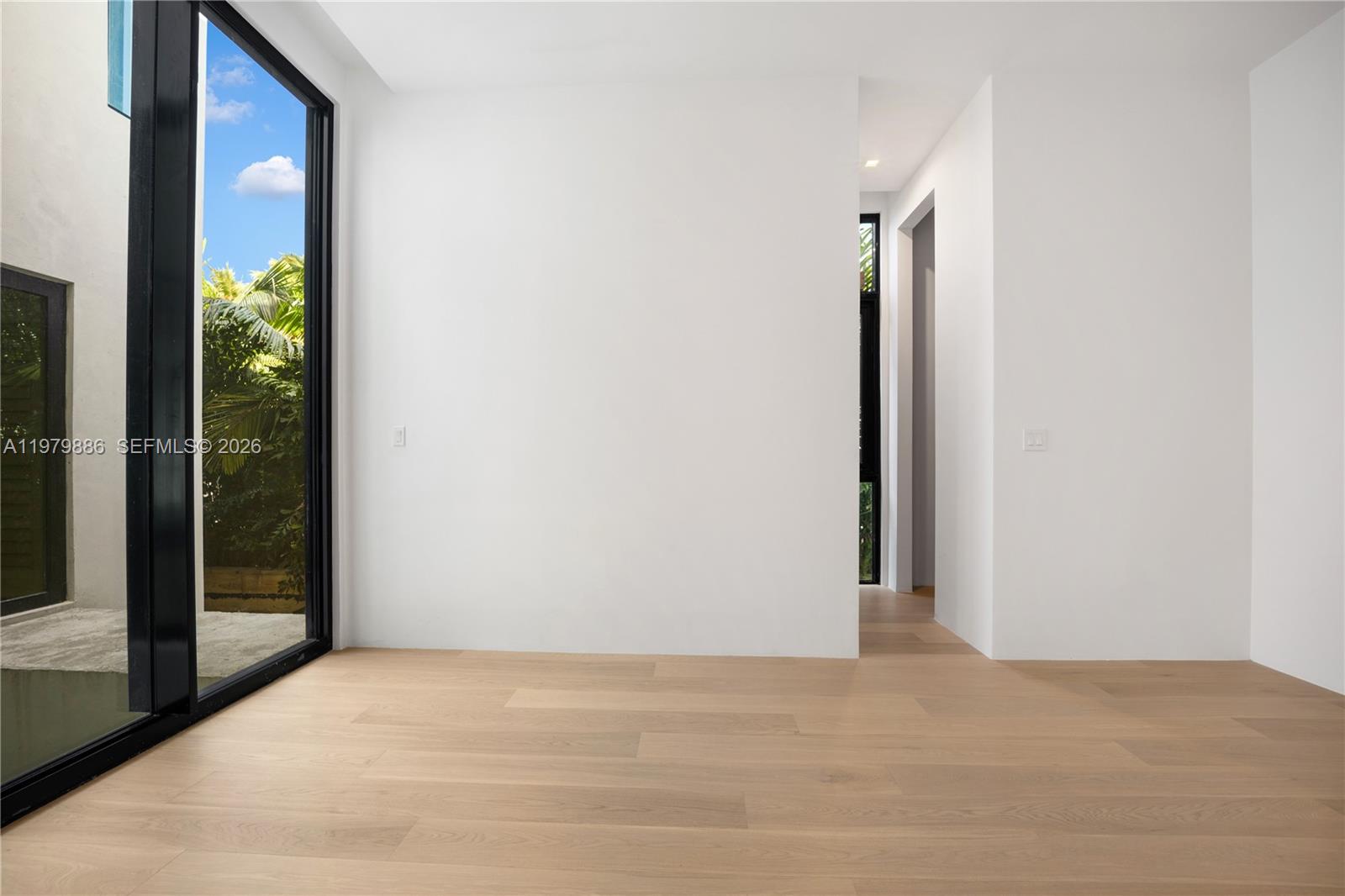 2094 Prairie Ave Miami Beach, FL 33139