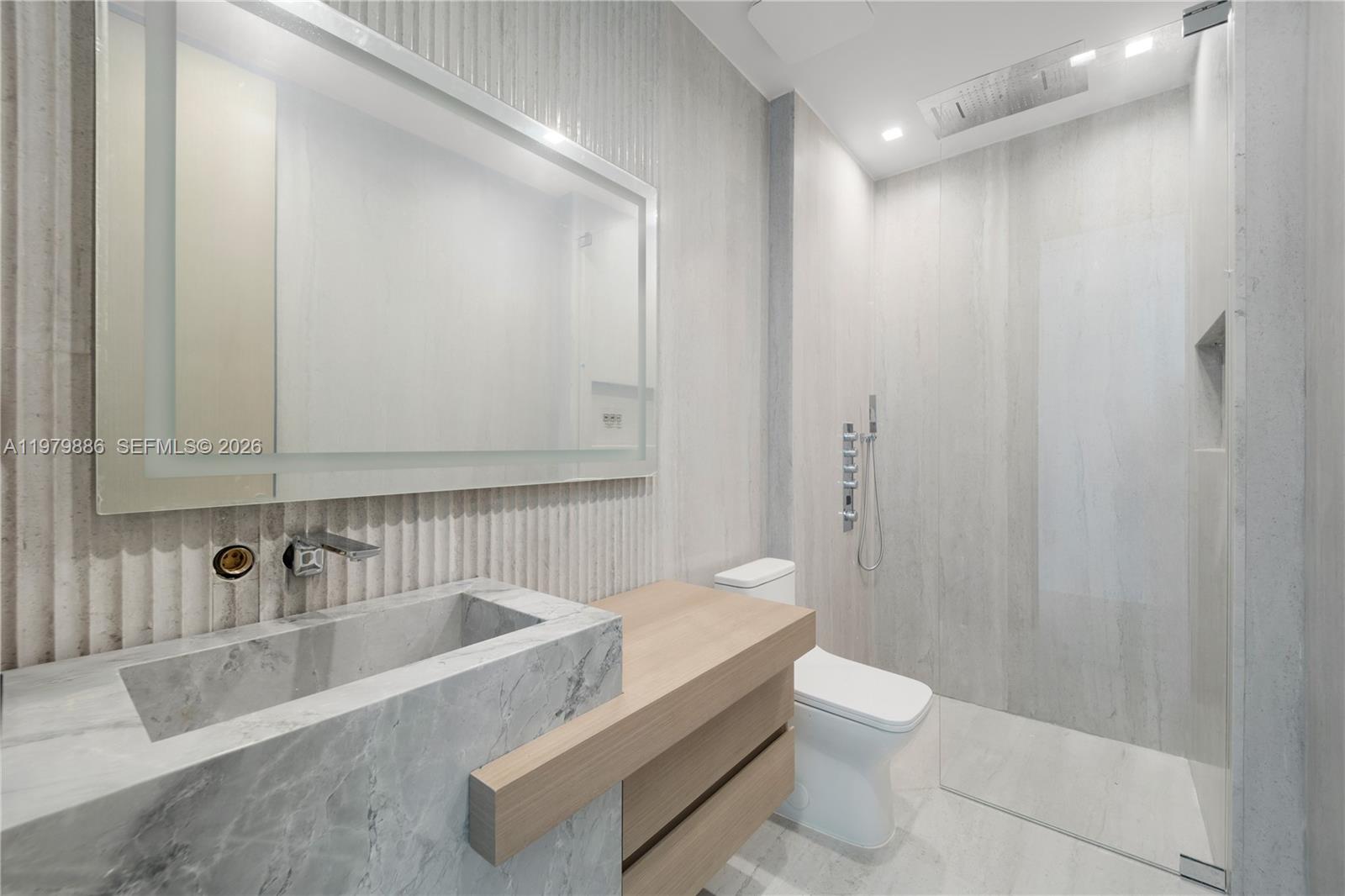 2094 Prairie Ave Miami Beach, FL 33139