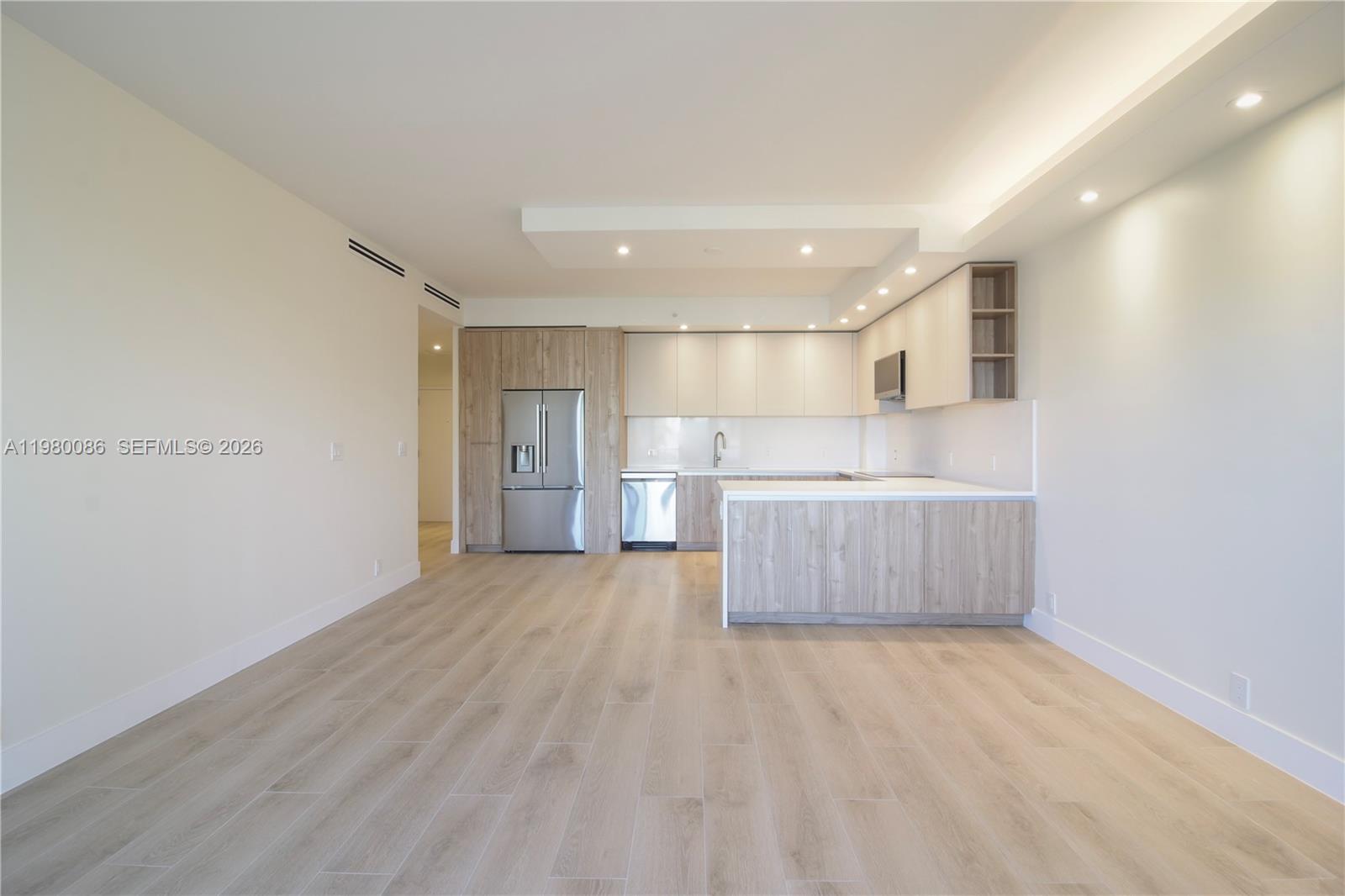 image Emerald Bay at Key Colony17