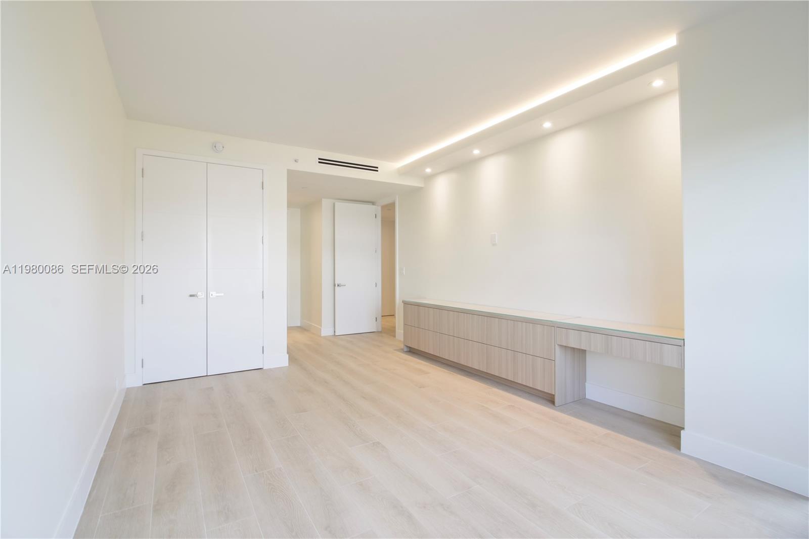 image Emerald Bay at Key Colony34