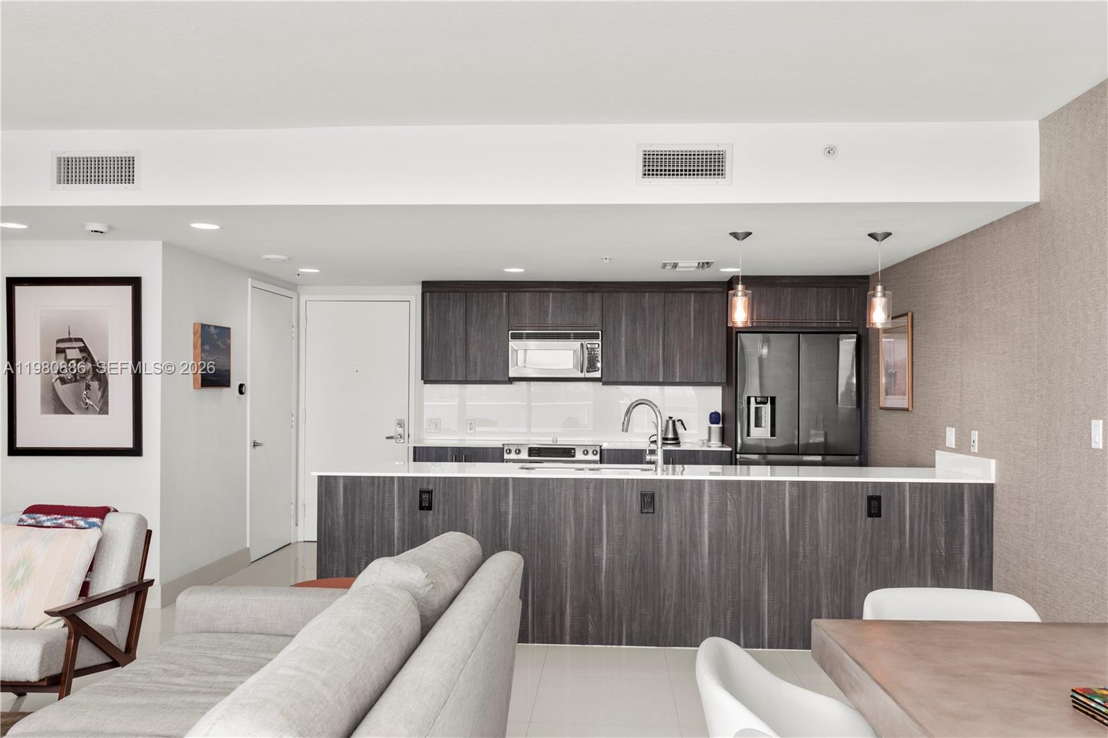 665 NE 25th St #2102 Miami, FL 33137