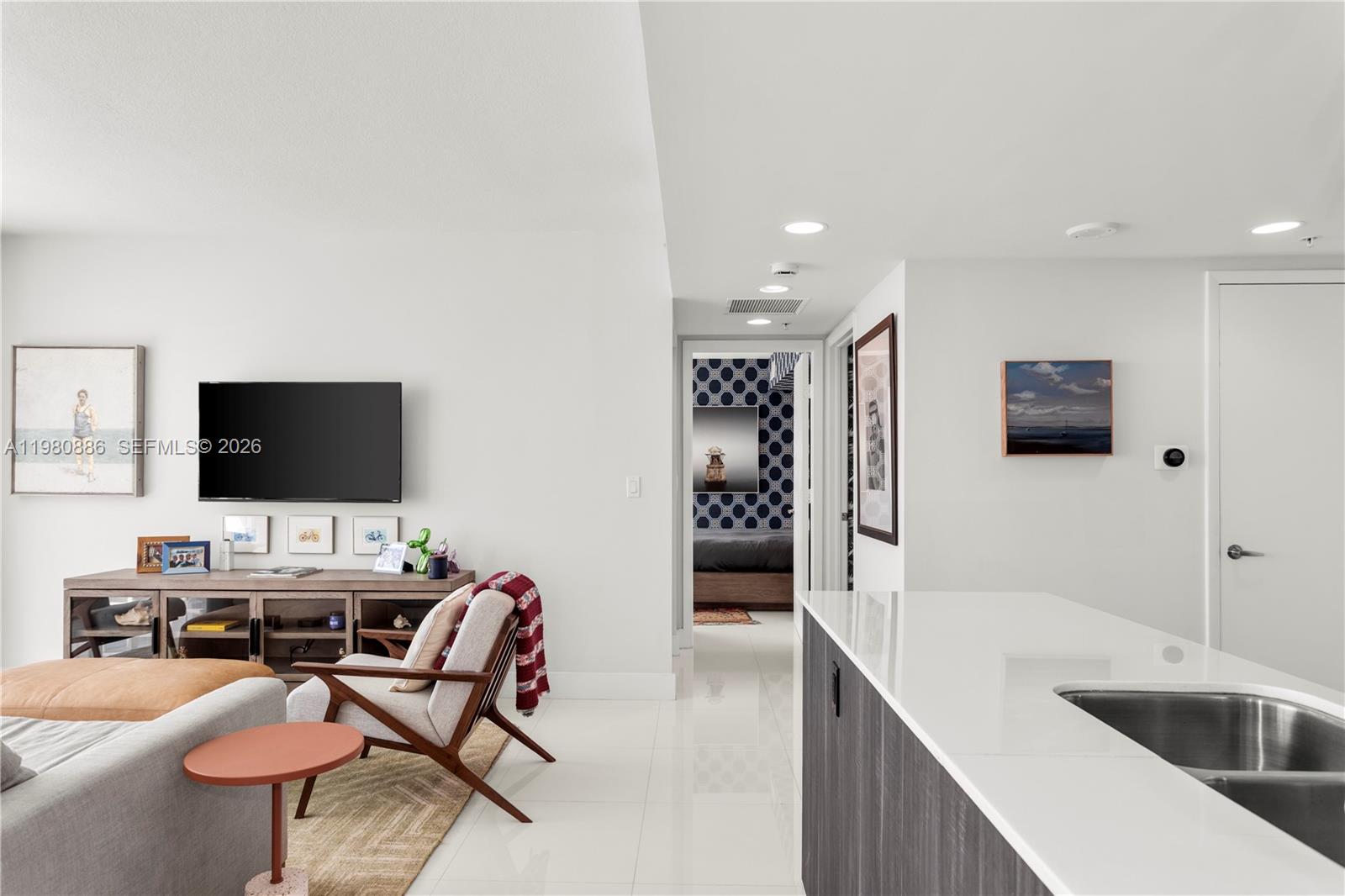 665 NE 25th St #2102 Miami, FL 33137