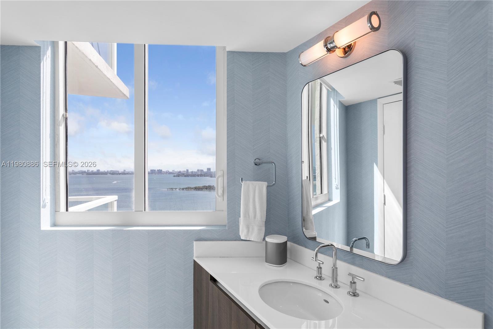 665 NE 25th St #2102 Miami, FL 33137