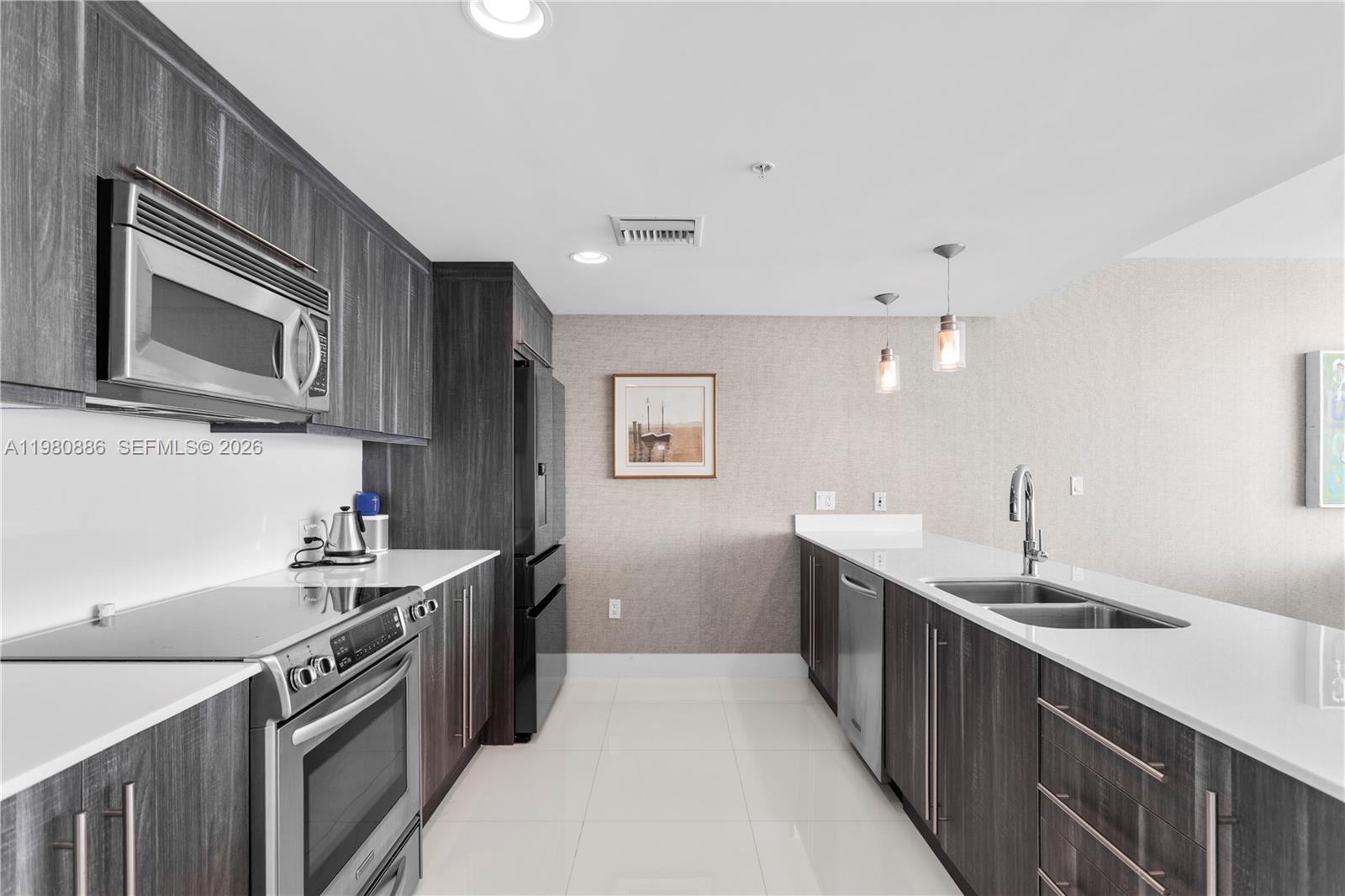 665 NE 25th St #2102 Miami, FL 33137