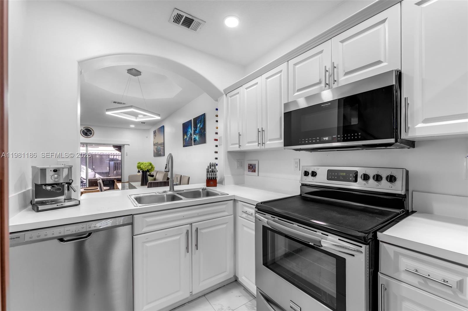 120 SW 109th Ave #18 Sweetwater, FL 33174