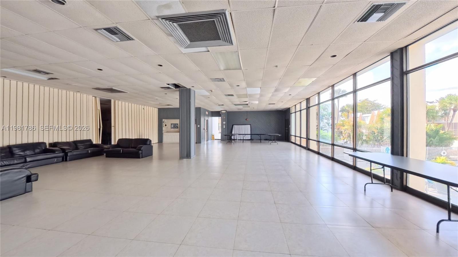 20300 W Country Clb Dr #PH18-3 Aventura, FL 33180