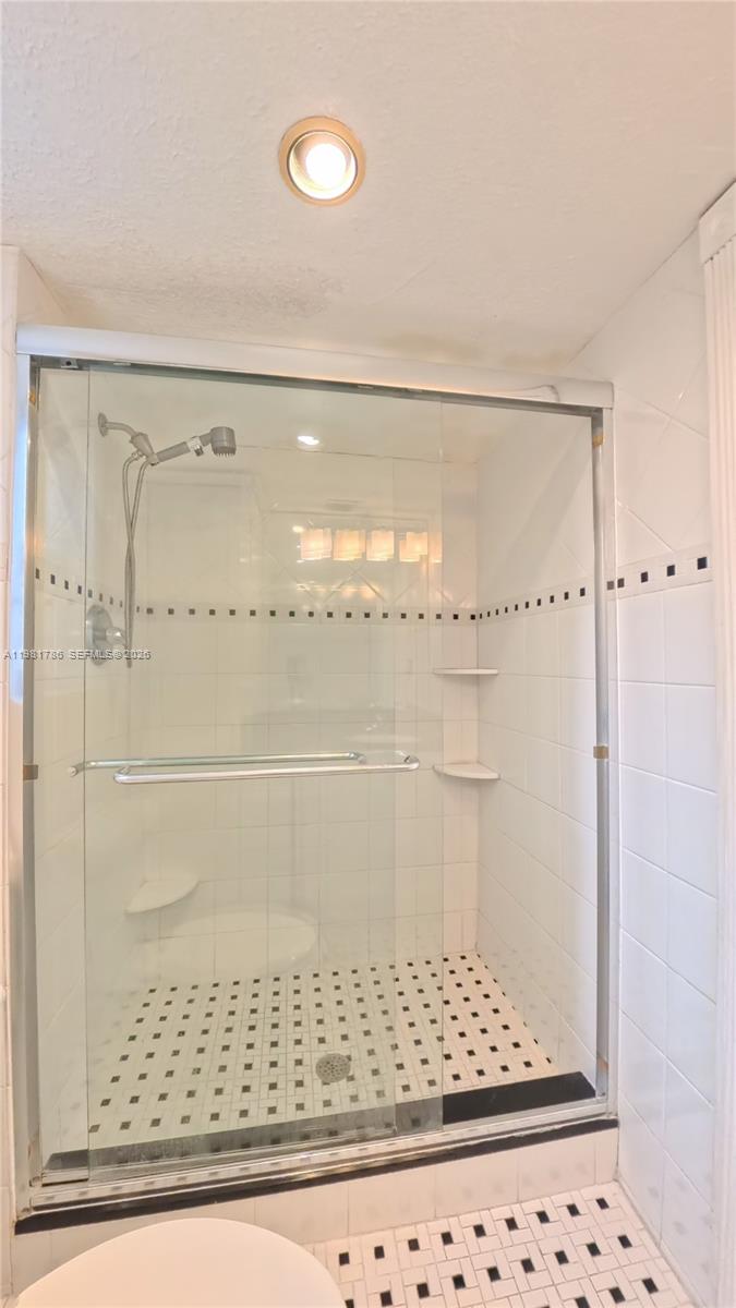 20300 W Country Clb Dr #PH18-3 Aventura, FL 33180