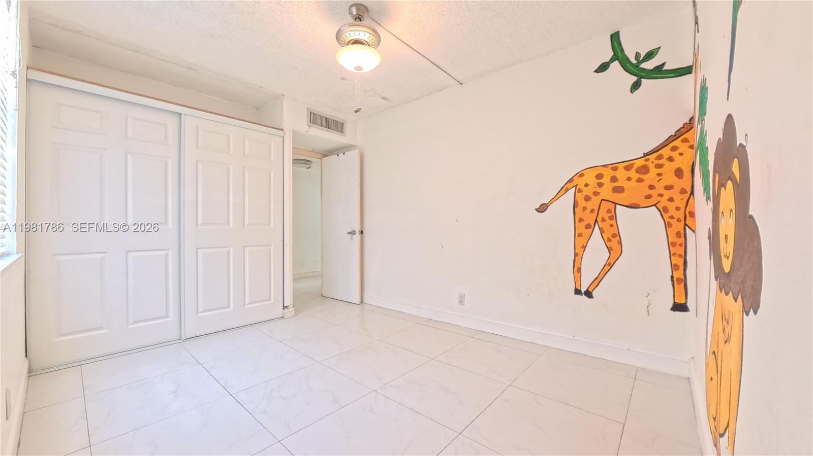 20300 W Country Clb Dr #PH18-3 Aventura, FL 33180