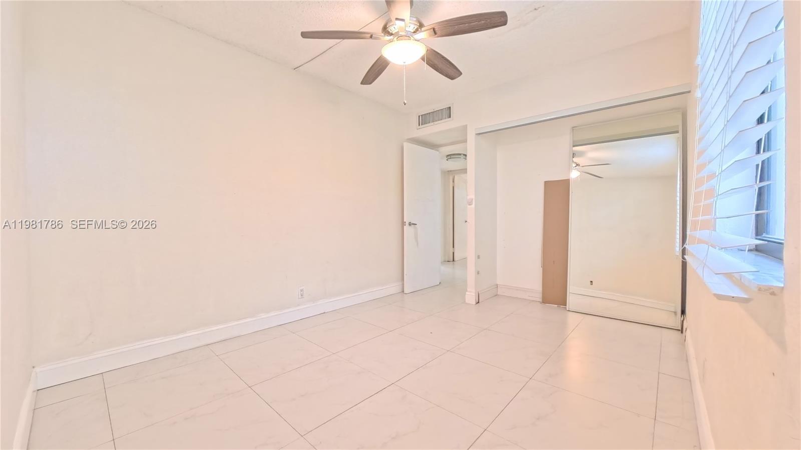 20300 W Country Clb Dr #PH18-3 Aventura, FL 33180