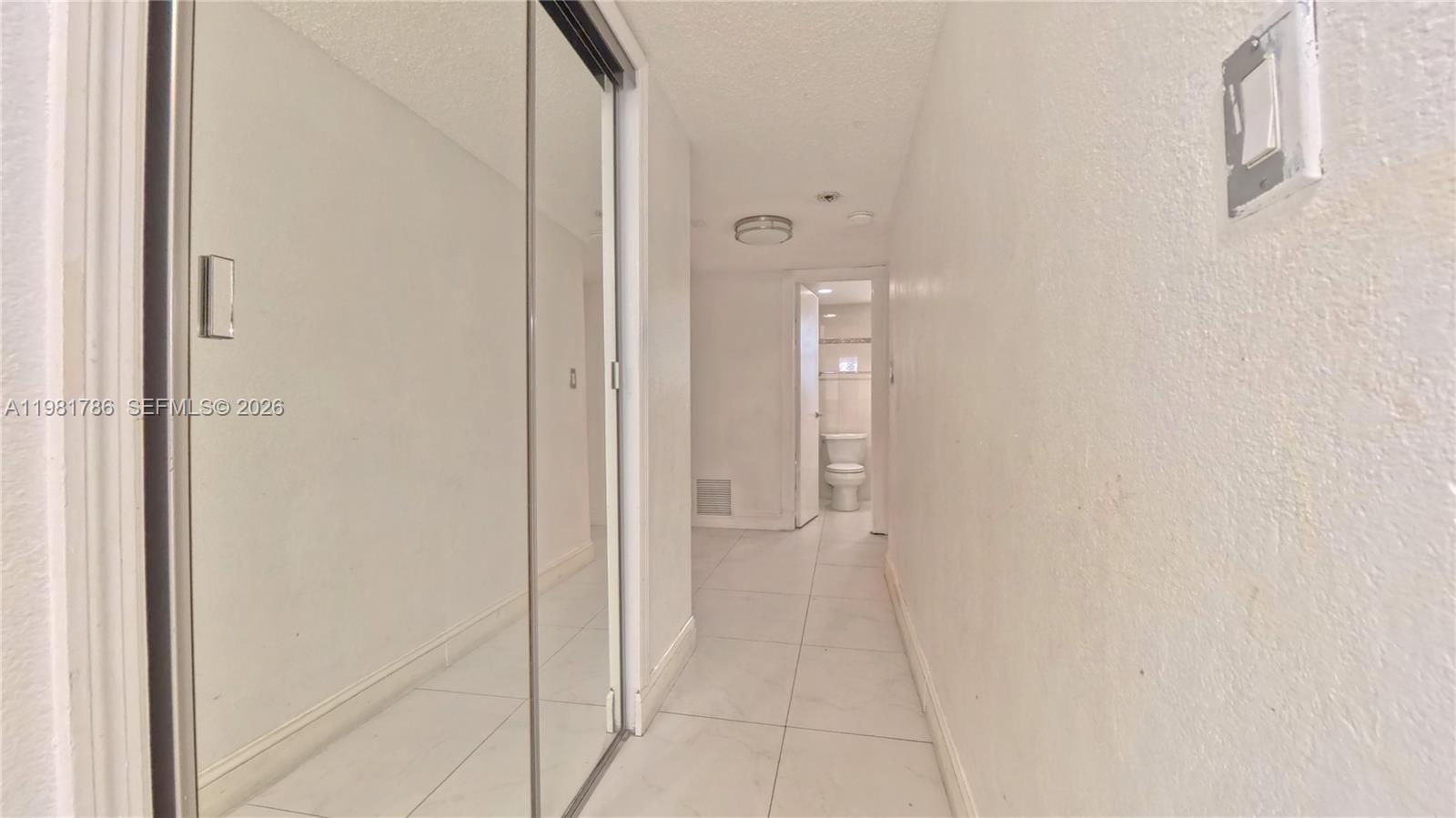 20300 W Country Clb Dr #PH18-3 Aventura, FL 33180