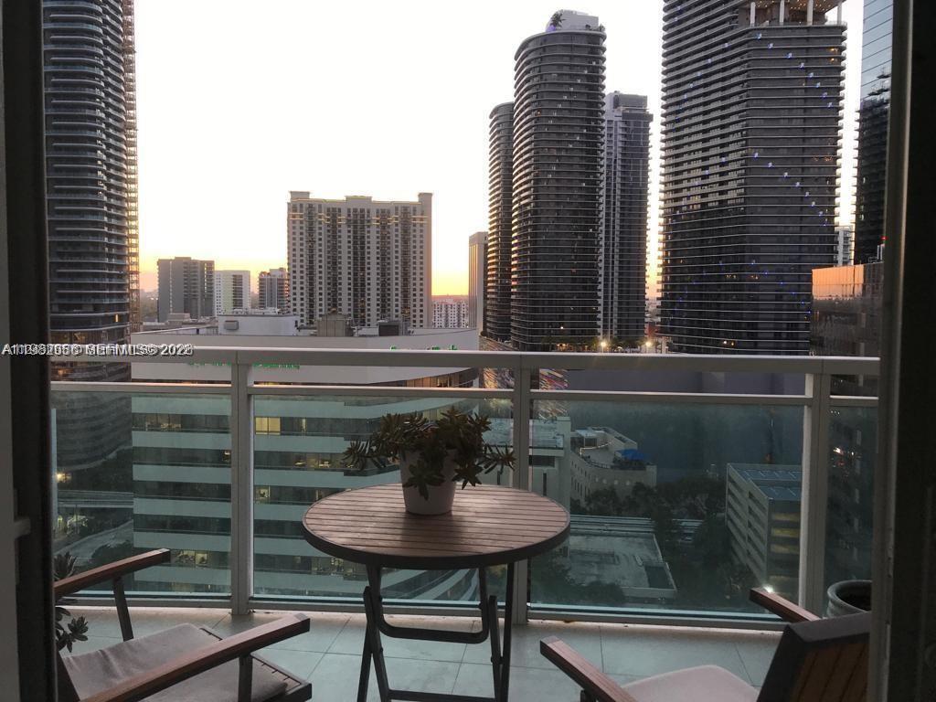 950 Brickell Bay Dr #2001 Miami, FL 33131